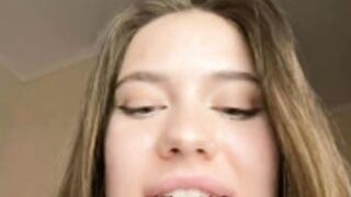 Vikki_toriya Show ass Fingering