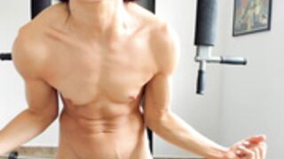 yong skinny sexy musculkar abs