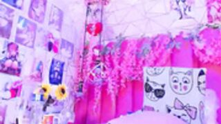 alicebenett__2025-10-12_21-34-53_673