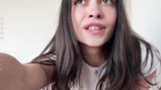 a_p_p_l_e 2026-01-05_12-24-04