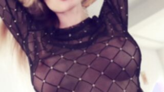 Babe likes to dance for you