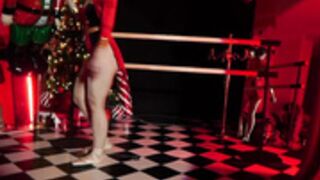 _Meganmeow_ 2024-12-22 christmas ballerina pt2