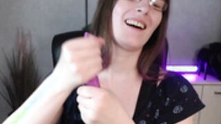 emma_lust94 NN dildo tease