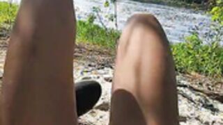 Hotpepper-Sweetpepper outdoors lake