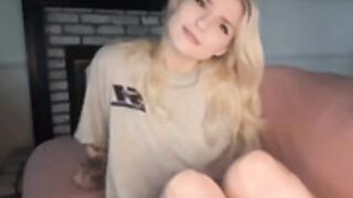 Duck Chan MyFreeCams