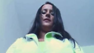 bea flora's bouncing tits