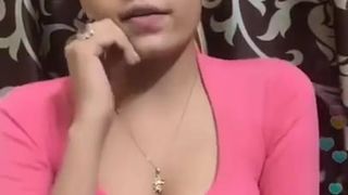 Nikita Soni Cleavage