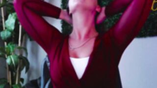 emilyjoneschat 2022-07-02 1/3