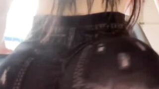 Nickiibaby walk